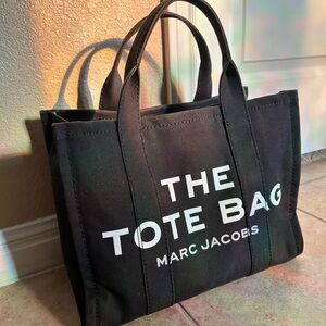THE CANVAS MEDIUM TOTE BAG with additional strap